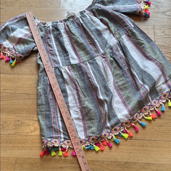 Off the shoulder top with tassels - Picture 6 of 8